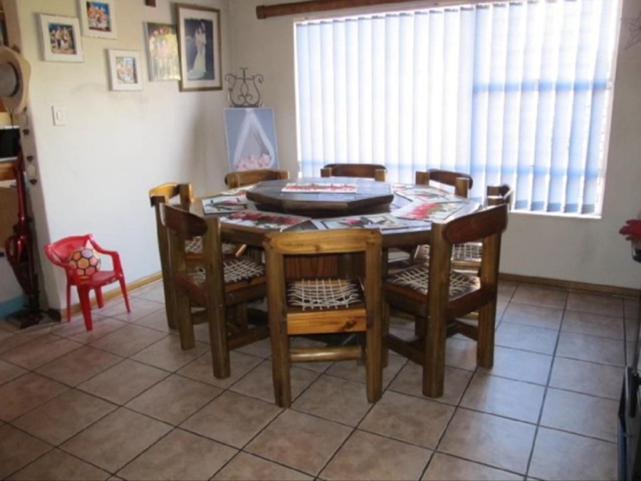 4 Bedroom Property for Sale in Vaalpark Free State
